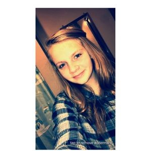 Meet your Posher, Brooke